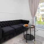 Nasypowa With Parking By Renters شقة