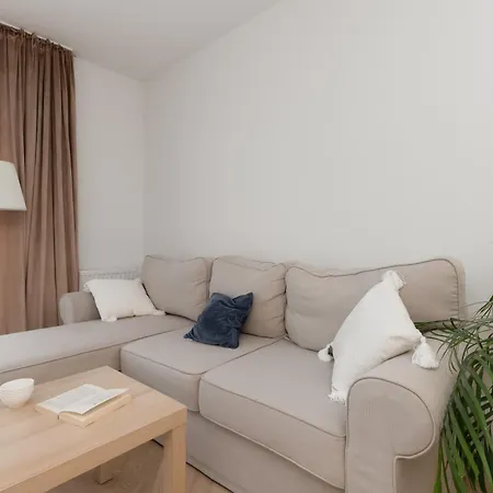 Nasypowa With Parking By Renters Appartement Gdynia