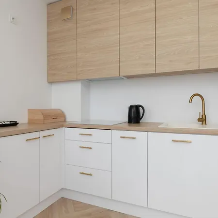 Nasypowa With Parking By Renters