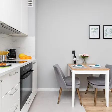 Nasypowa With Parking By Renters * גדינייה